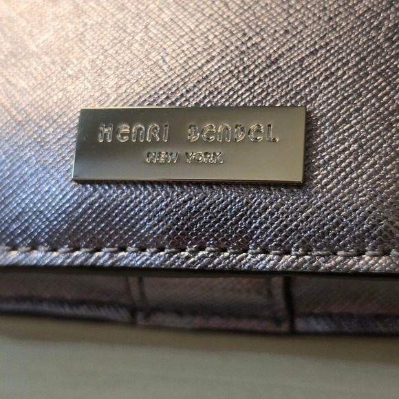 Henry Bendel Wallet Smartphone Case Metallic Purple New - Picture 3 of 7